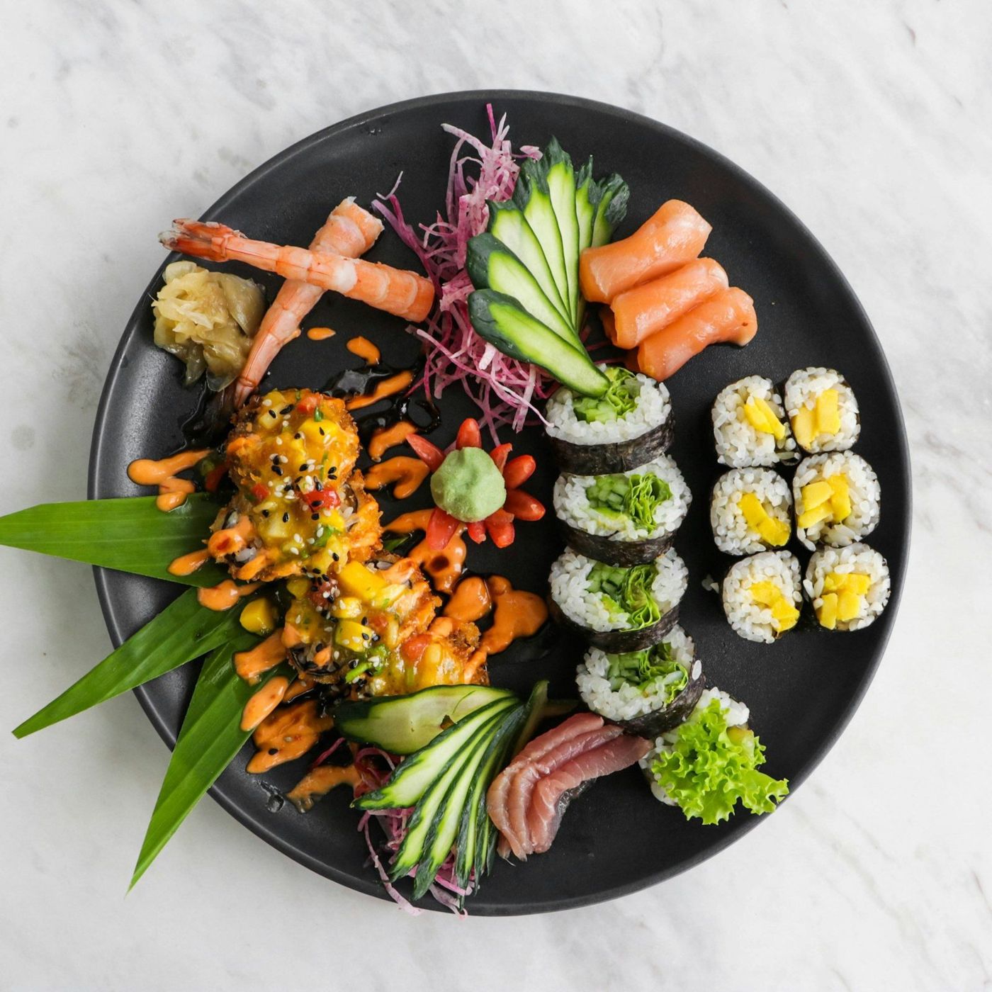 Salmon Salvo Sushi-Platte