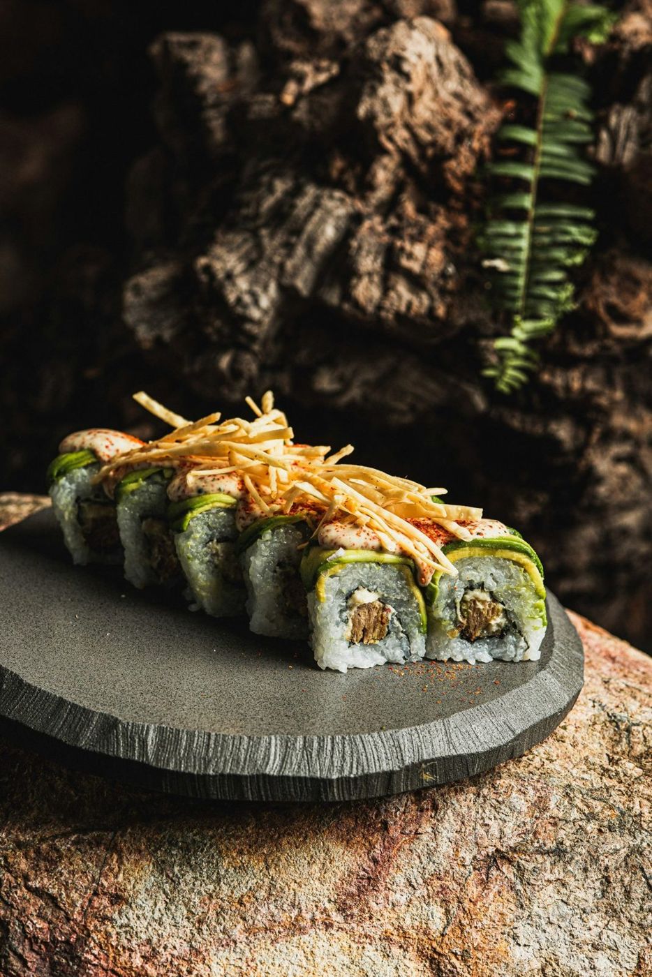 C6. Lucky Duck Crunchy Roll